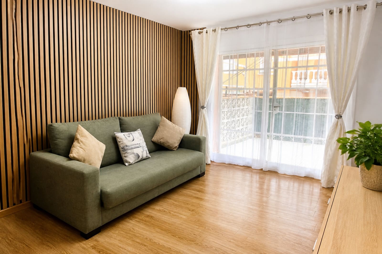 3 sovrum Semi-fristående Villa till salu i San Luis de Sabinillas med pool - 325 000 € (Ref: 10058740)