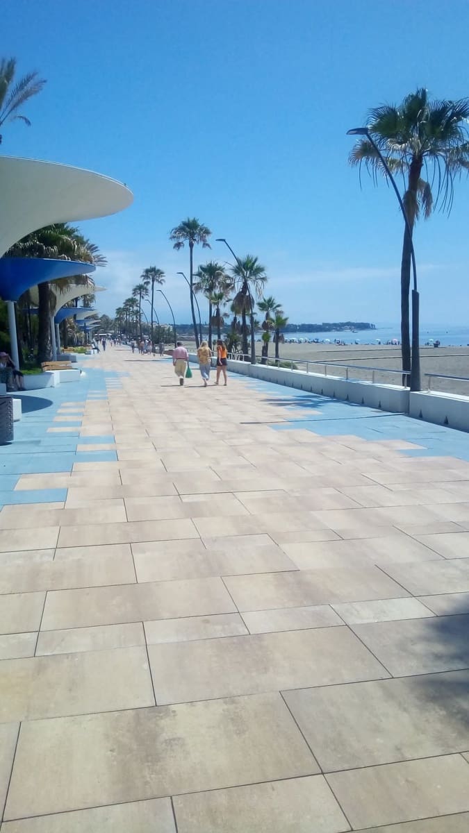 3 slaapkamer Appartement te koop in Estepona - € 410.000 (Ref: 10064015)