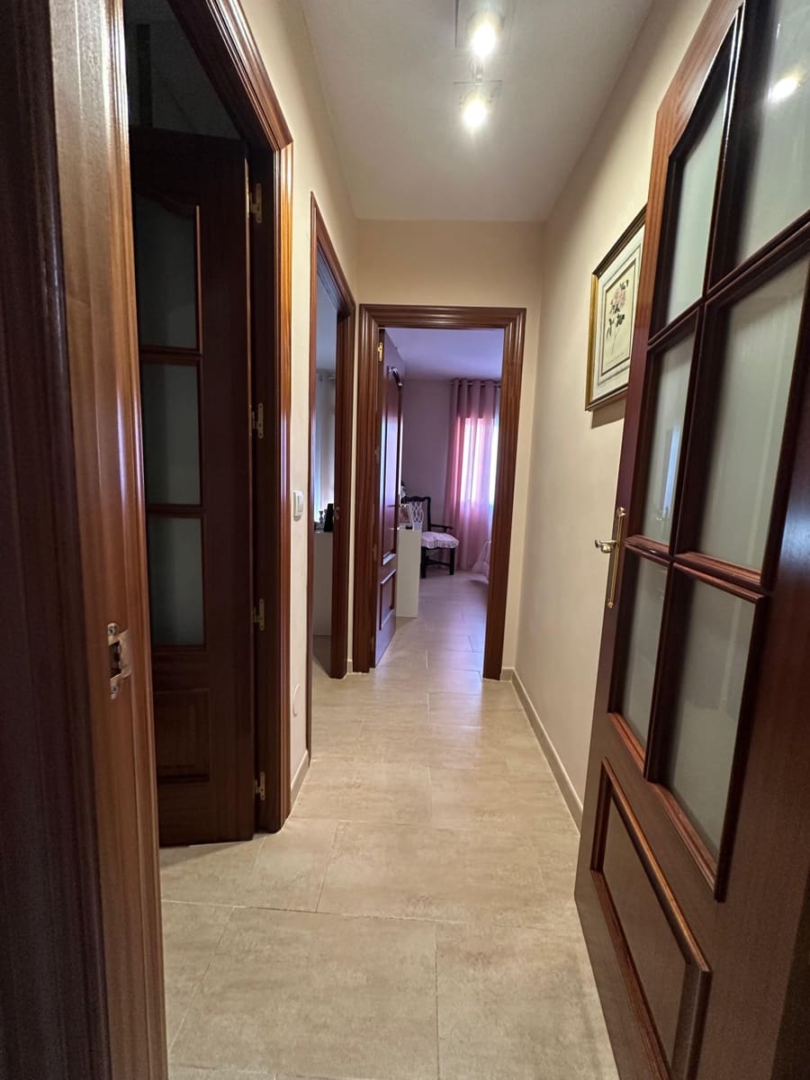 3 slaapkamer Appartement te koop in Estepona - € 410.000 (Ref: 10064015)