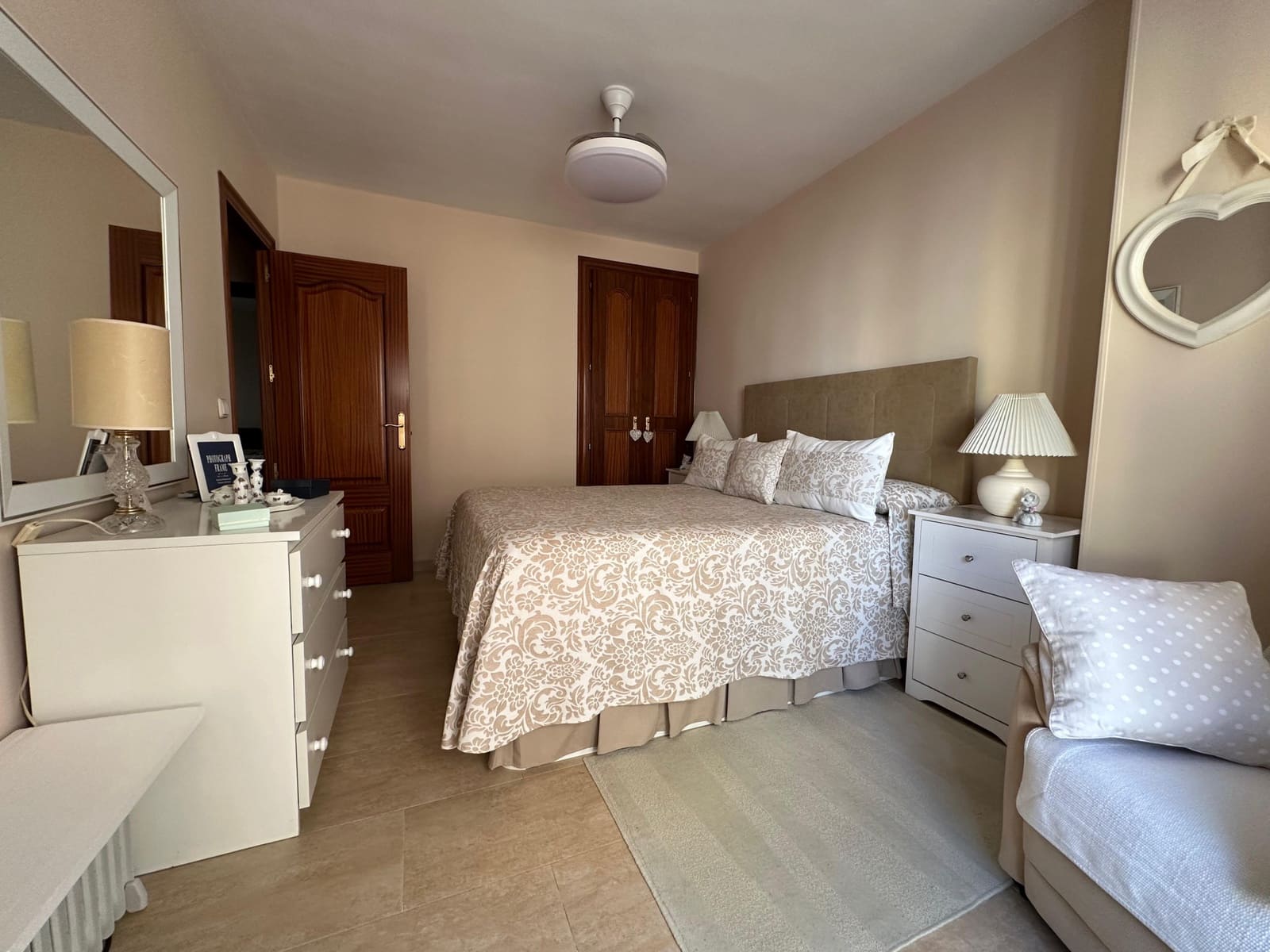 3 slaapkamer Appartement te koop in Estepona - € 410.000 (Ref: 10064015)
