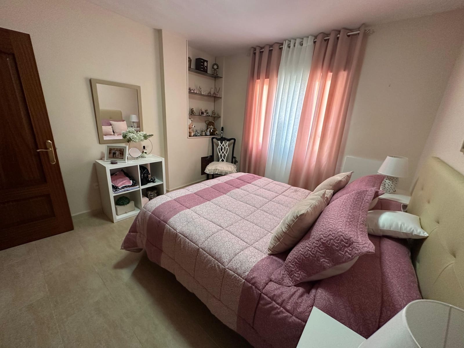 3 slaapkamer Appartement te koop in Estepona - € 410.000 (Ref: 10064015)