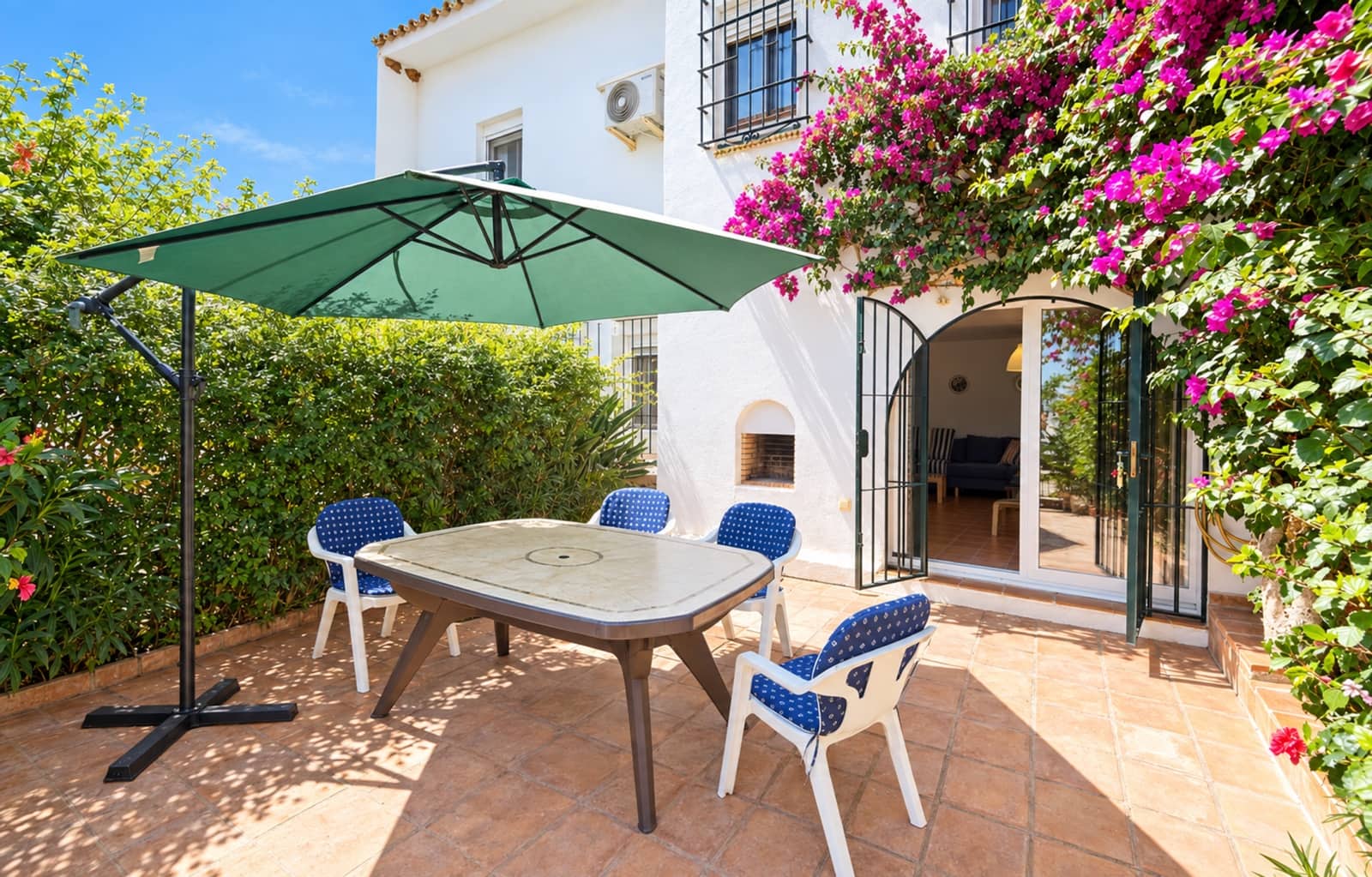 4 soveværelse Byhus til salg i Casares med swimmingpool - € 575.000 (Ref: 10070749)