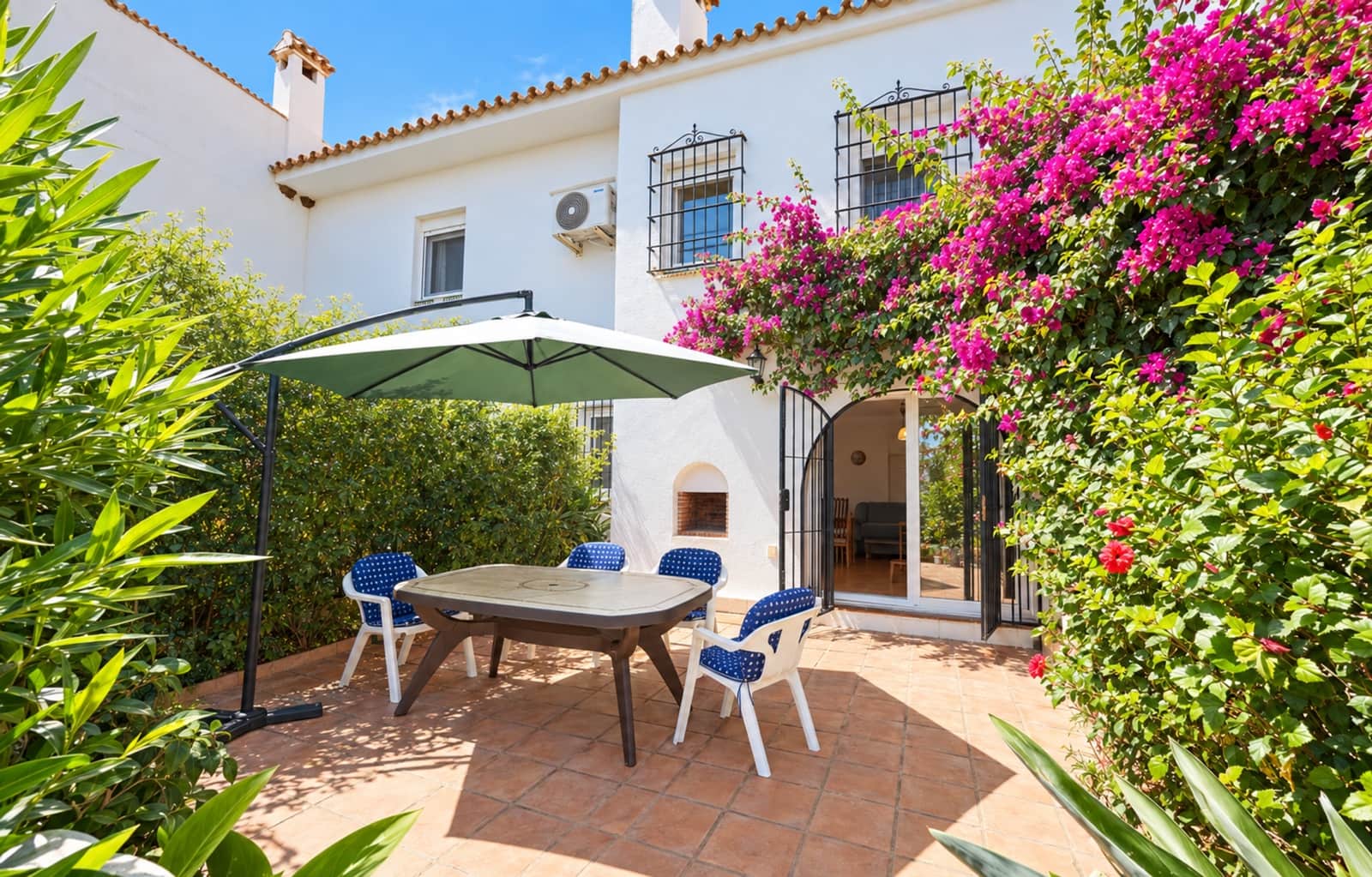 4 soveværelse Byhus til salg i Casares med swimmingpool - € 575.000 (Ref: 10070749)