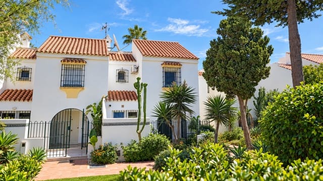 4 soveværelse Byhus til salg i Marina de Casares, Casares med swimmingpool - € 575.000 (Ref: 10070749)
