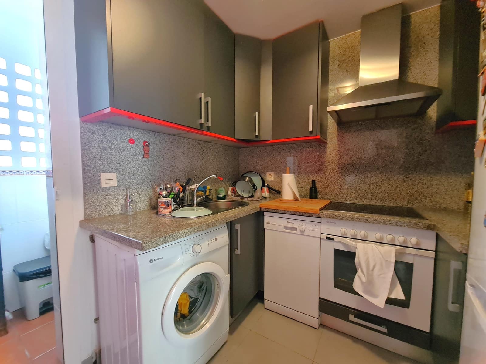 3 slaapkamer Appartement te koop in Estepona met zwembad garage - € 260.000 (Ref: 10072541)