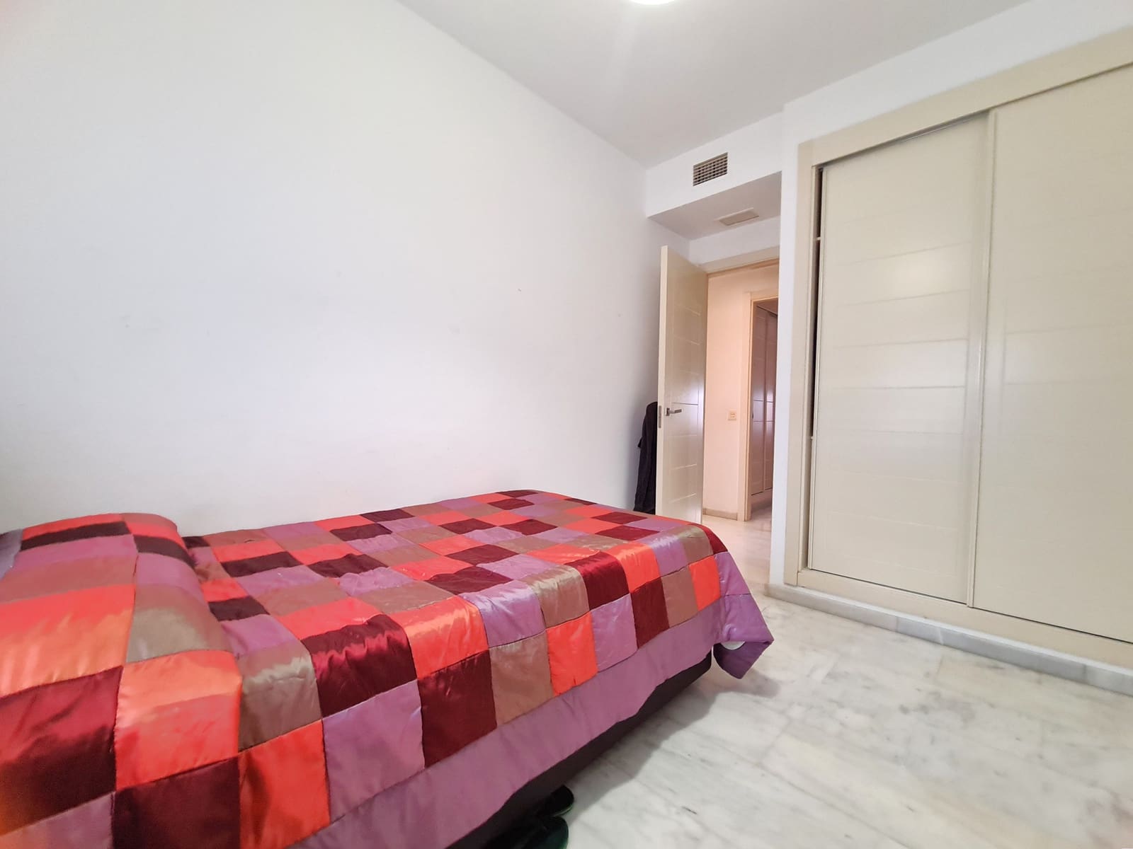 3 slaapkamer Appartement te koop in Estepona met zwembad garage - € 260.000 (Ref: 10072541)