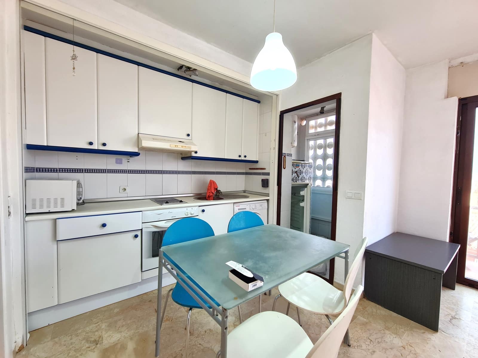 Apartamento para venda em Manilva com piscina - 178 500 € (Ref: 10072544)