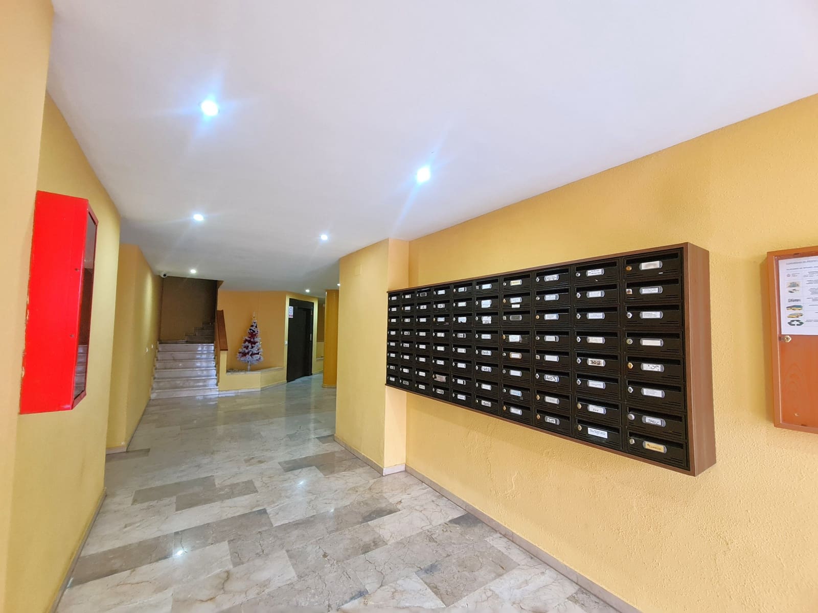 Apartamento para venda em Manilva com piscina - 178 500 € (Ref: 10072544)