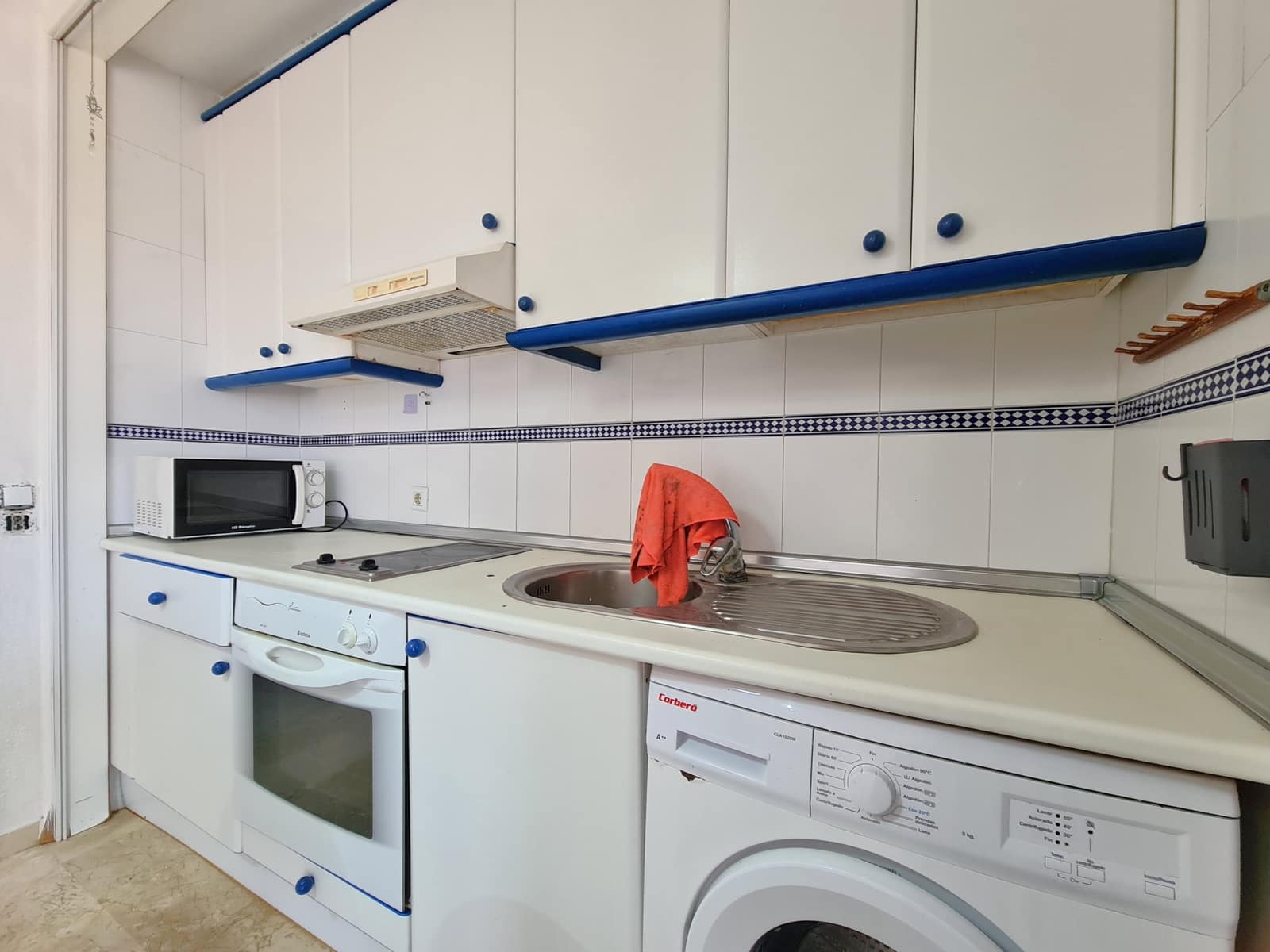 Apartamento para venda em Manilva com piscina - 178 500 € (Ref: 10072544)