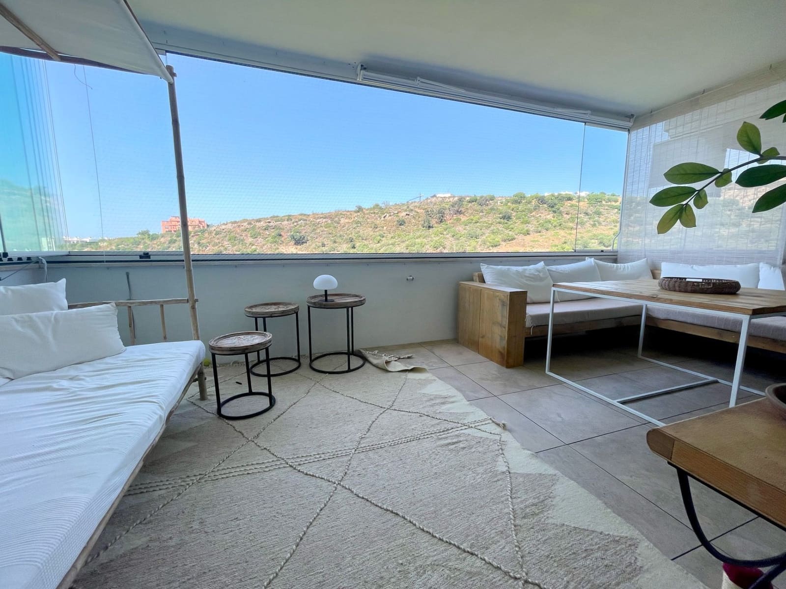 Apartamento de 2 habitaciones en Manilva en venta con piscina garaje - 345.000 € (Ref: 10085922)