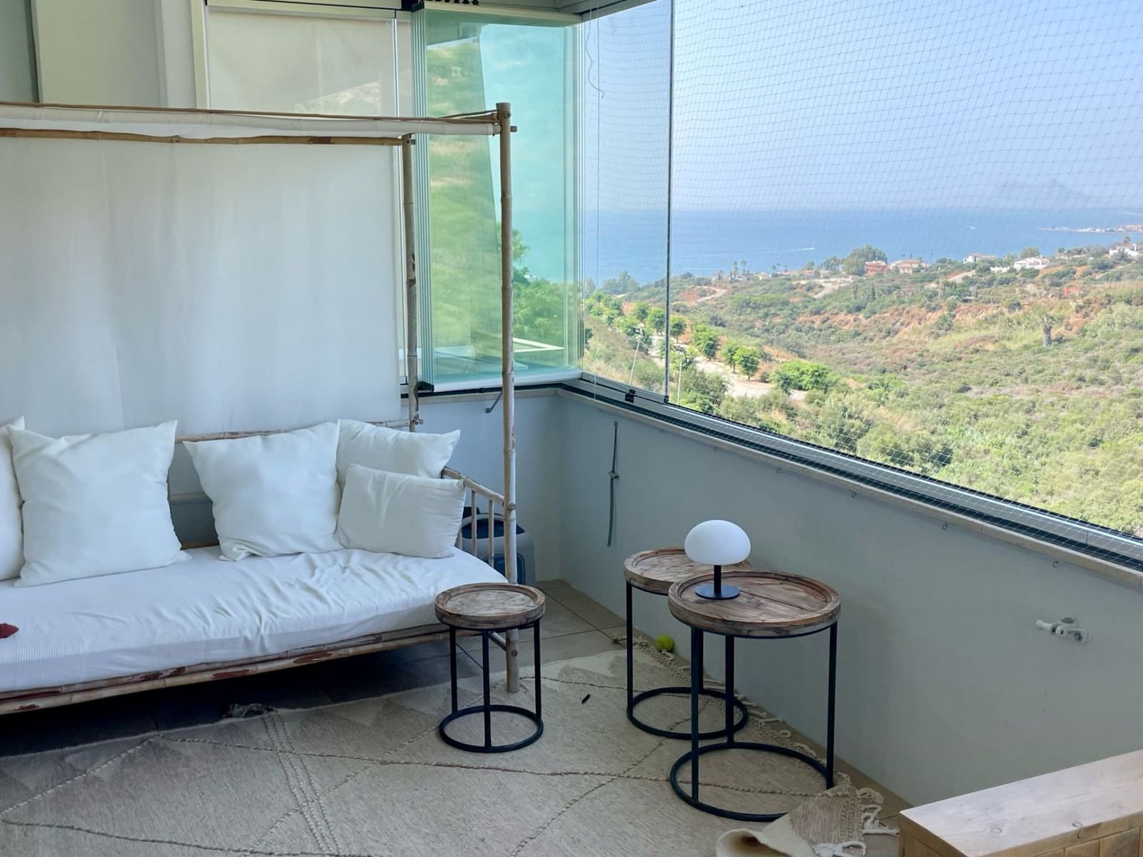Apartamento de 2 habitaciones en Manilva en venta con piscina garaje - 345.000 € (Ref: 10085922)