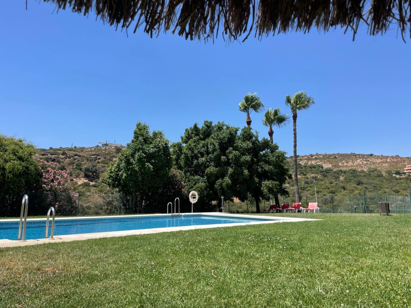 Apartamento de 2 habitaciones en Manilva en venta con piscina garaje - 345.000 € (Ref: 10085922)