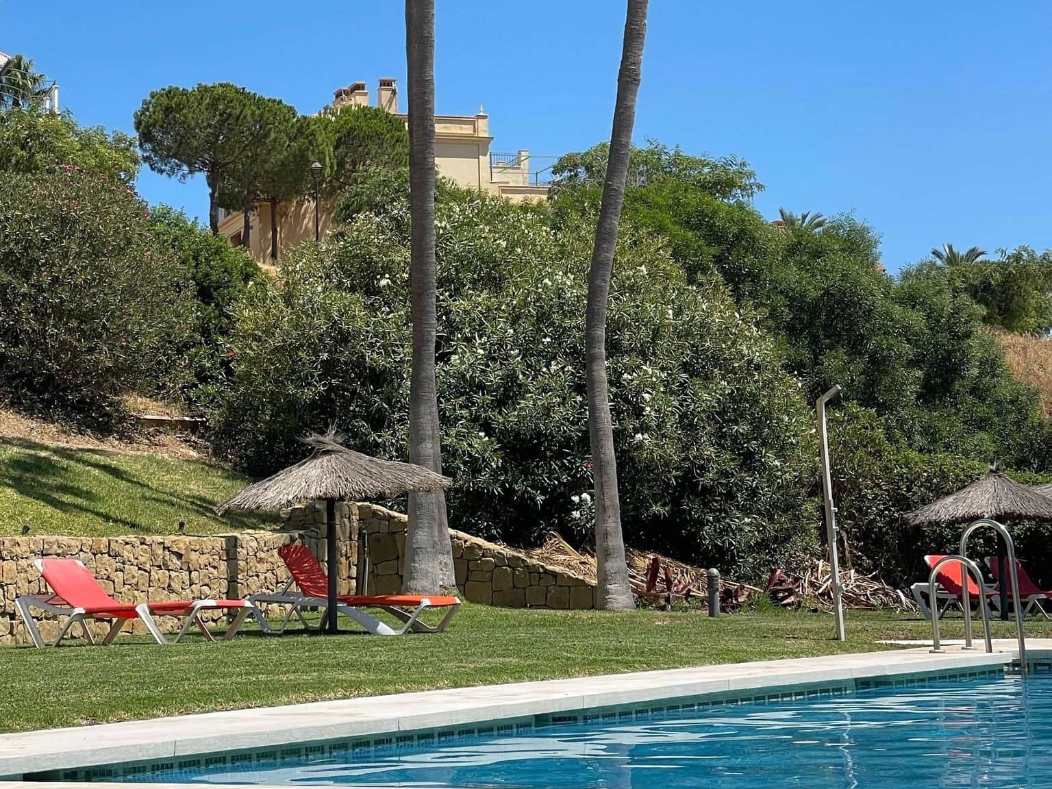 Apartamento de 2 habitaciones en Manilva en venta con piscina garaje - 345.000 € (Ref: 10085922)