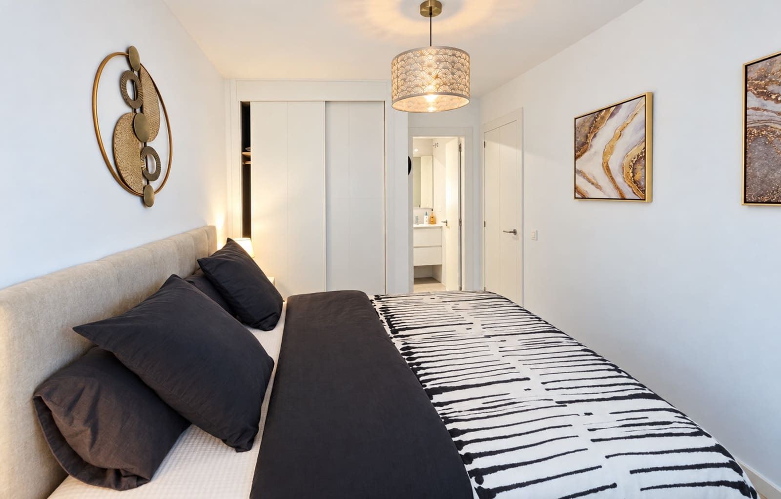 2 slaapkamer Appartement te koop in Casares met garage - € 255.000 (Ref: 10094360)