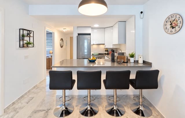 2 slaapkamer Appartement te koop in Doña Julia Golf, Casares met garage - € 255.000 (Ref: 10094360)