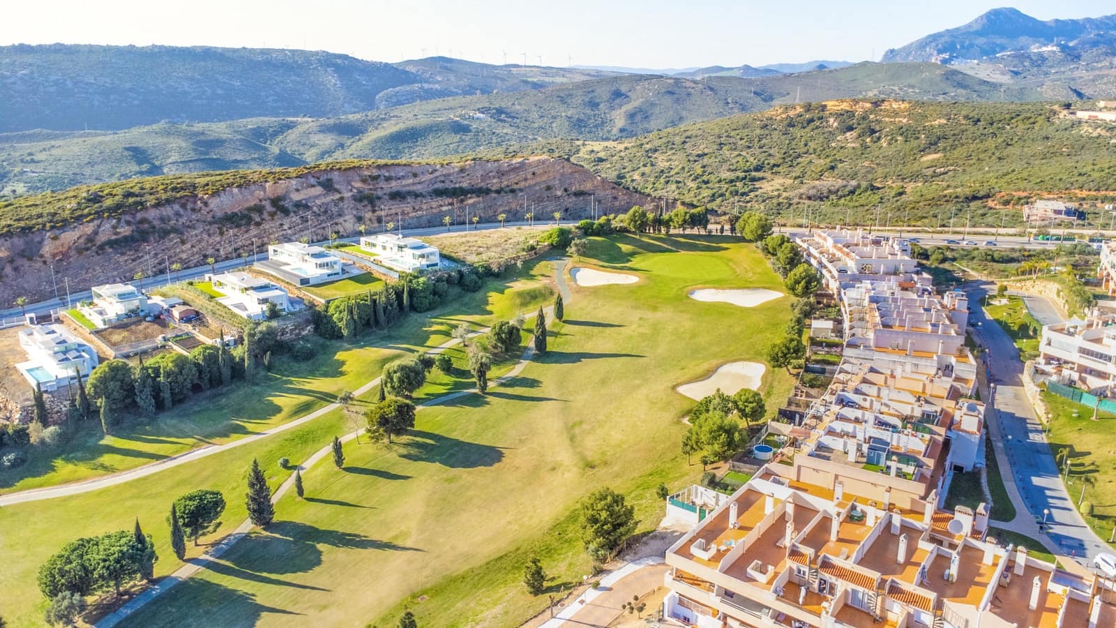2 slaapkamer Appartement te koop in Casares met garage - € 255.000 (Ref: 10094360)