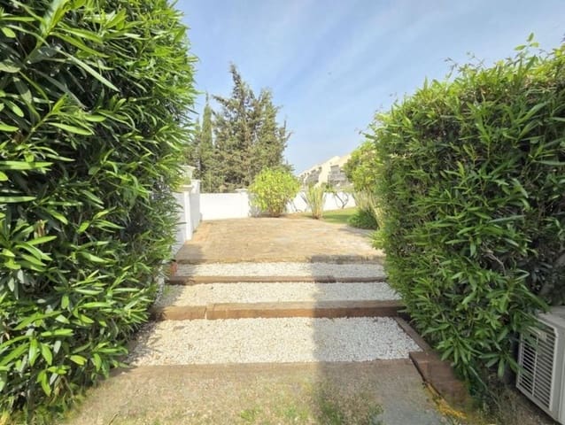 Tomt till salu i La Duquesa / Puerto de la Duquesa, Manilva - 215 000 € (Ref: 10094361)