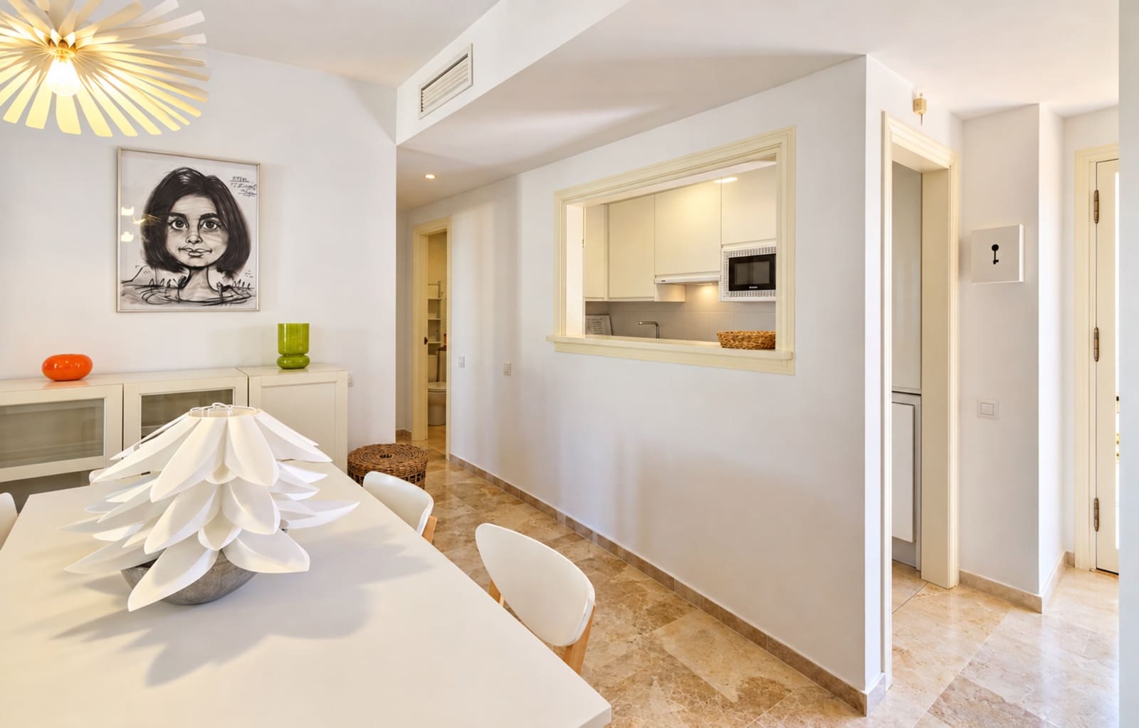 2 soverom Leilighet til salgs i La Duquesa / Puerto de la Duquesa med svømmebasseng garasje - € 215 000 (Ref: 10094362)