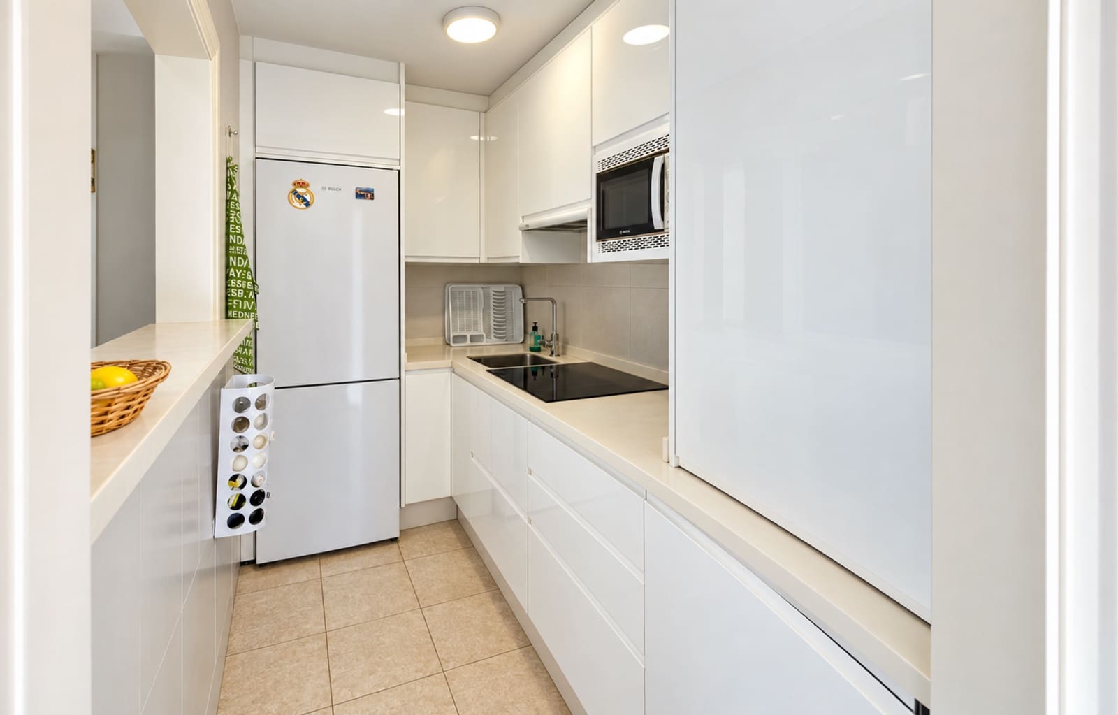 2 soverom Leilighet til salgs i La Duquesa / Puerto de la Duquesa med svømmebasseng garasje - € 215 000 (Ref: 10094362)