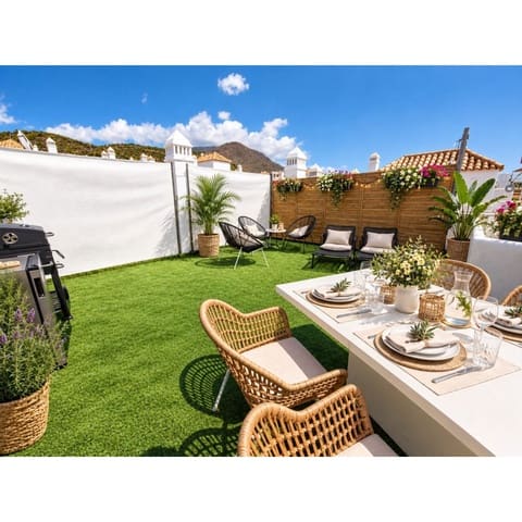 2 soverom Penthouse til salgs i Valle Romano Golf, Estepona med svømmebasseng garasje - € 350 000 (Ref: 10098176)
