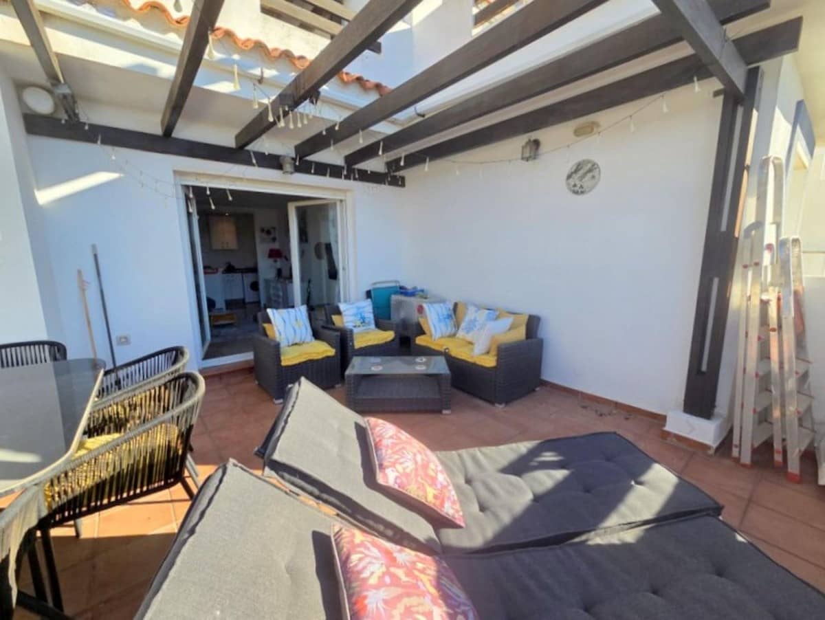2 sovrum Lägenhet till salu i La Duquesa / Puerto de la Duquesa med pool garage - 243 999 € (Ref: 10102208)