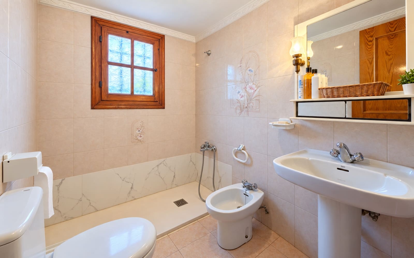 5 soveværelse Semi-Rækkehus til salg i Estepona - € 790.000 (Ref: 10142357)