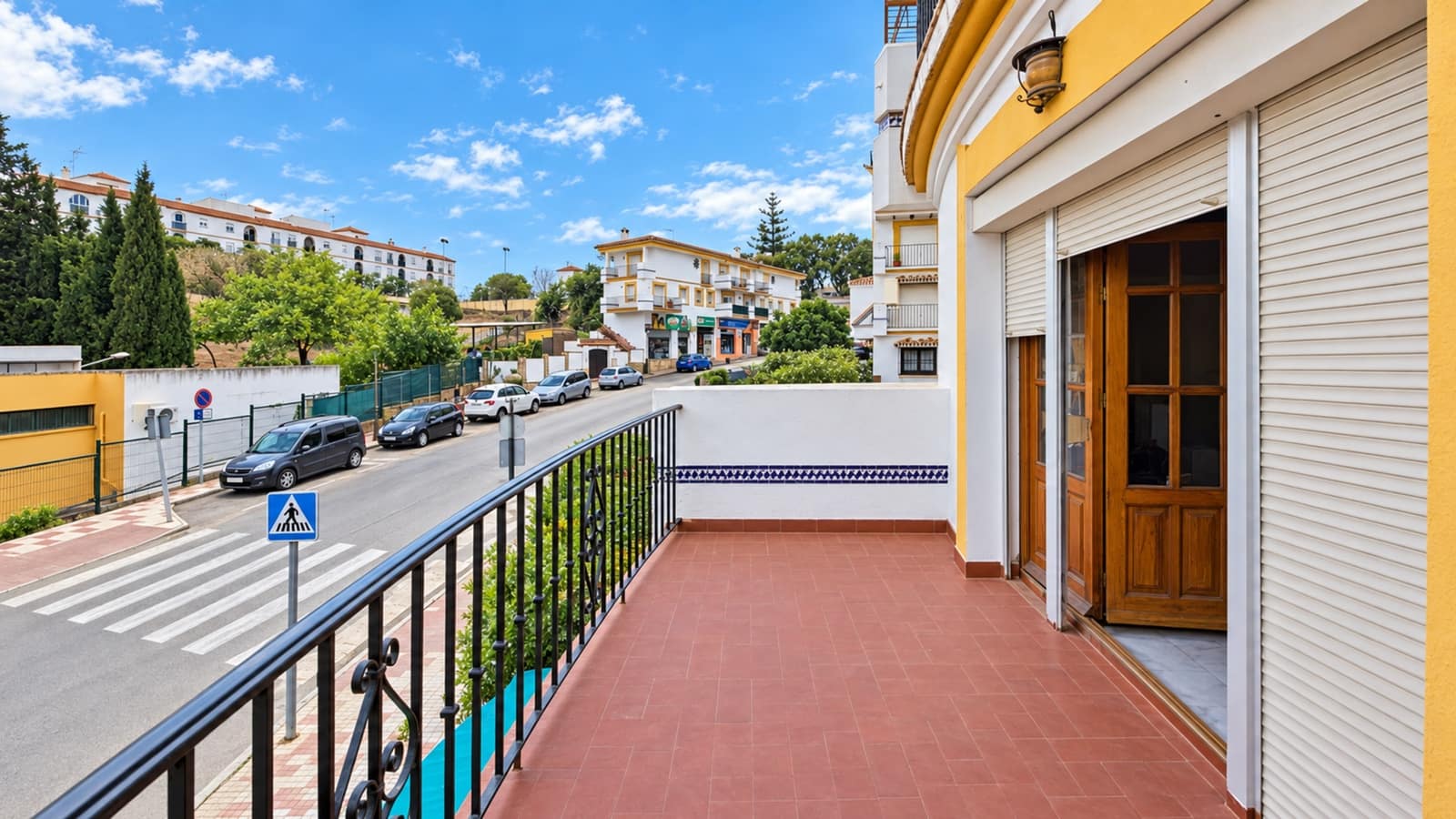 5 soveværelse Semi-Rækkehus til salg i Estepona - € 790.000 (Ref: 10142357)