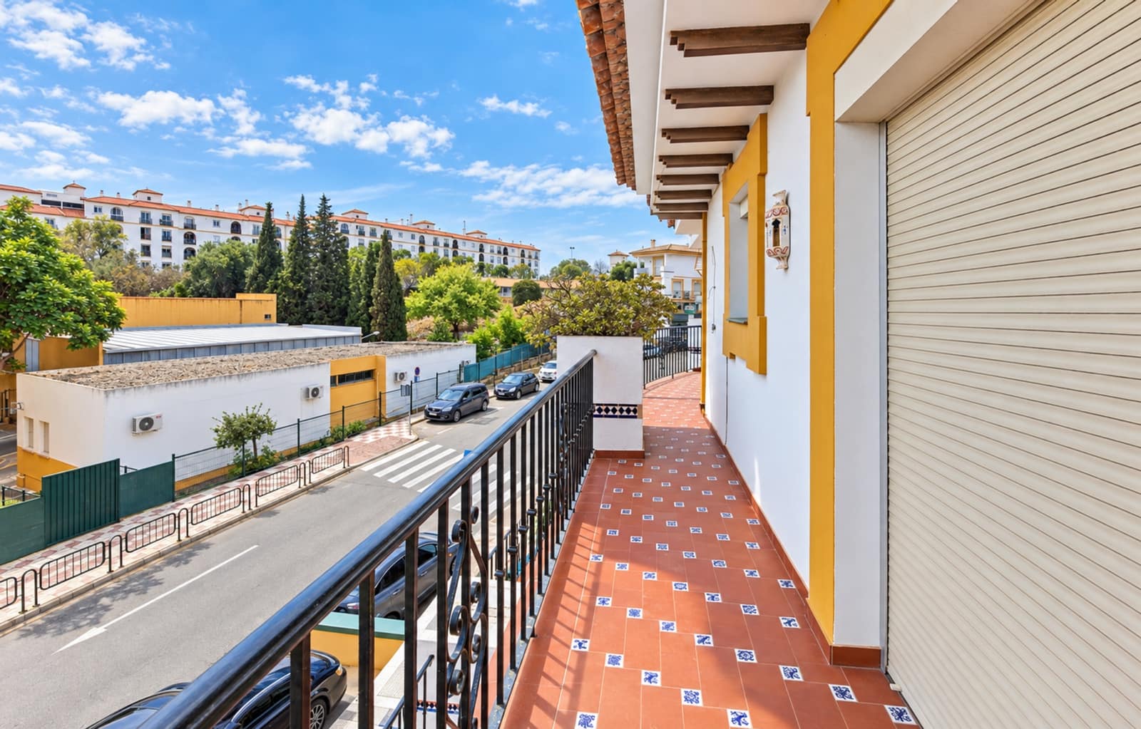 5 soveværelse Semi-Rækkehus til salg i Estepona - € 790.000 (Ref: 10142357)