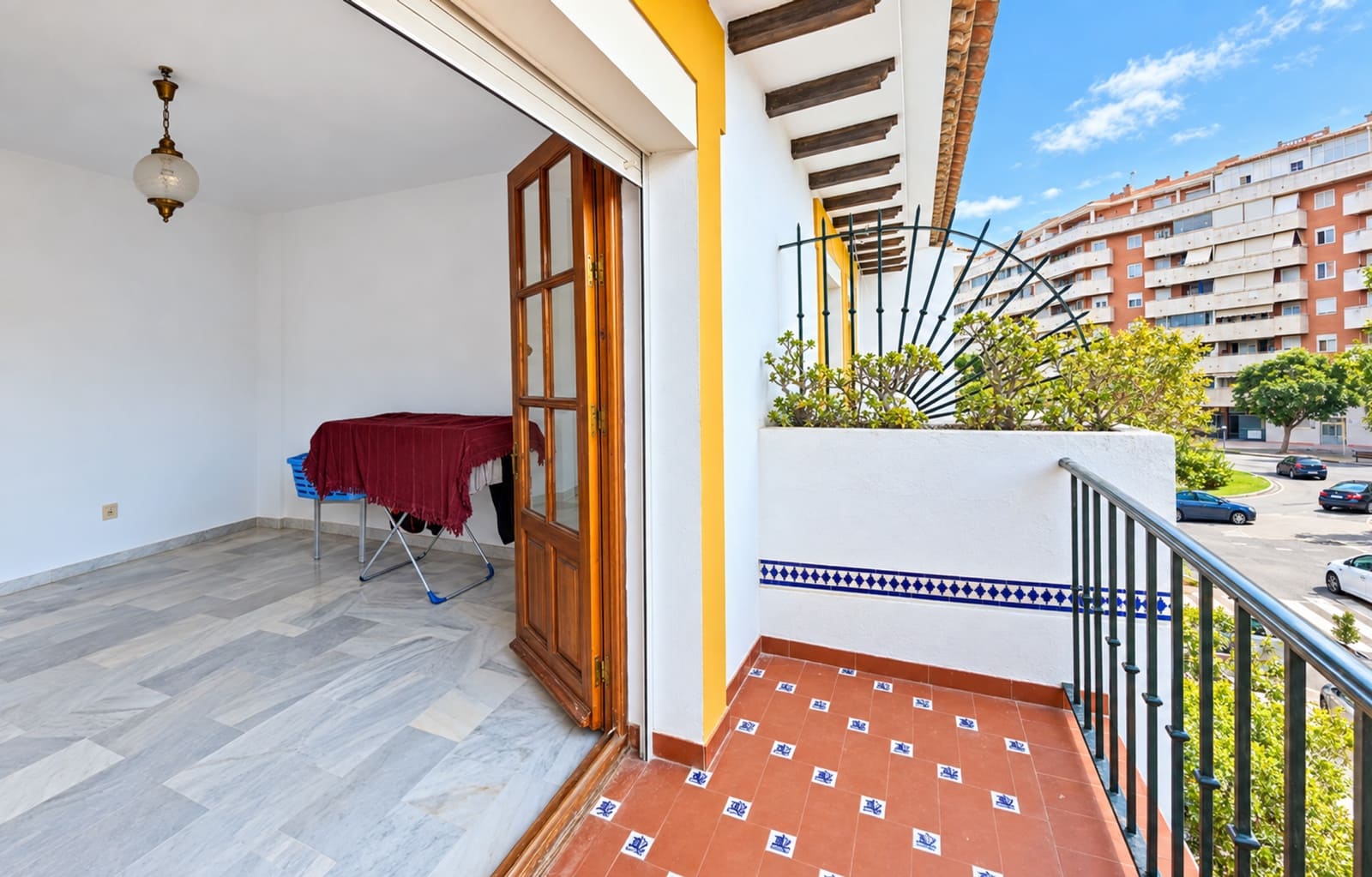 5 soveværelse Semi-Rækkehus til salg i Estepona - € 790.000 (Ref: 10142357)