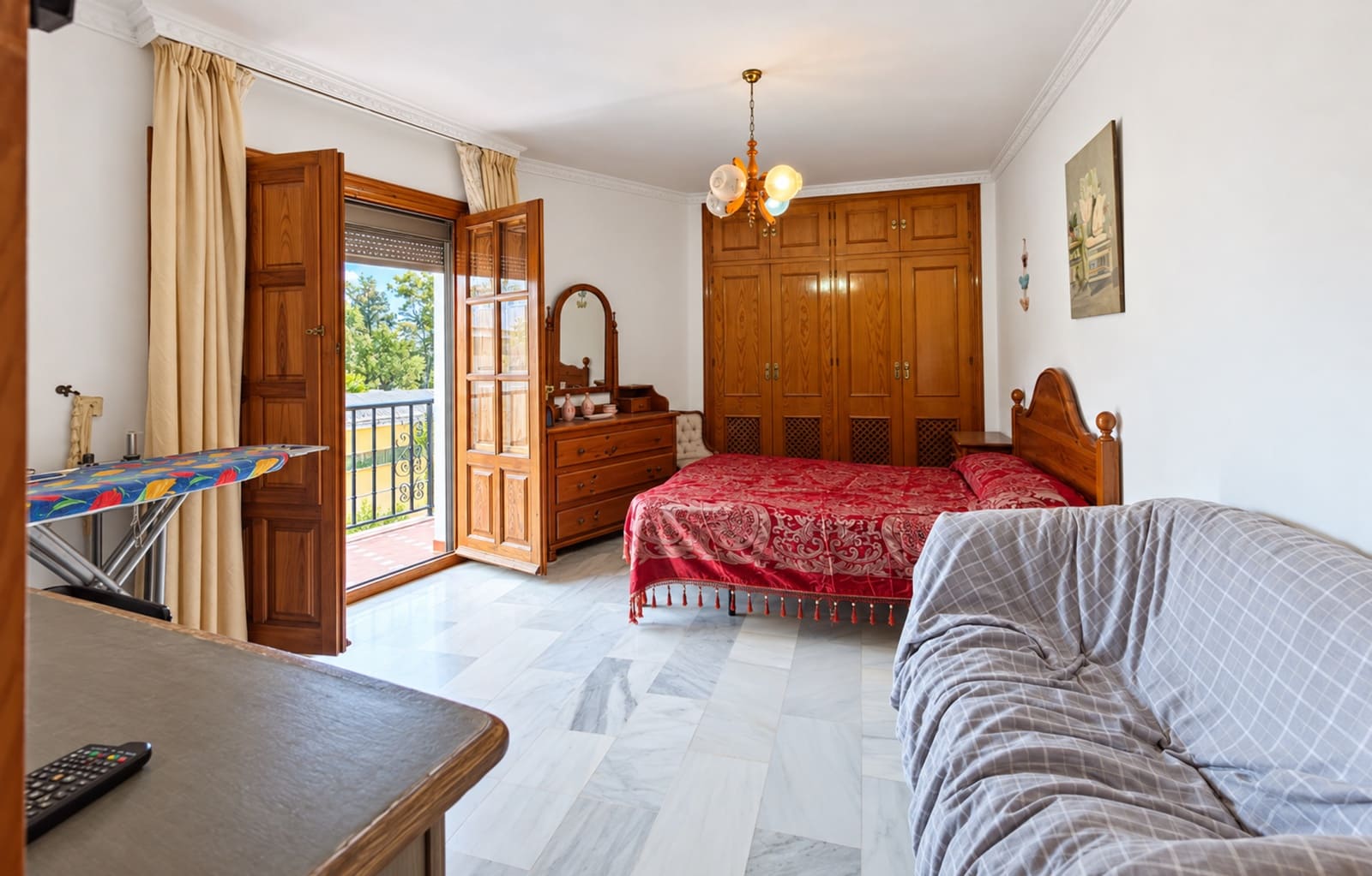 5 soveværelse Semi-Rækkehus til salg i Estepona - € 790.000 (Ref: 10142357)