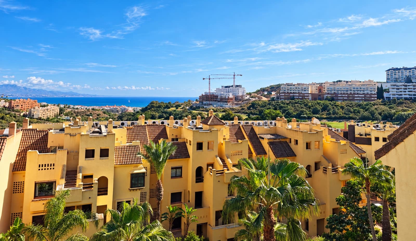2 quarto Penthouse para venda em La Duquesa / Puerto de la Duquesa com piscina garagem - 259 000 € (Ref: 10159272)