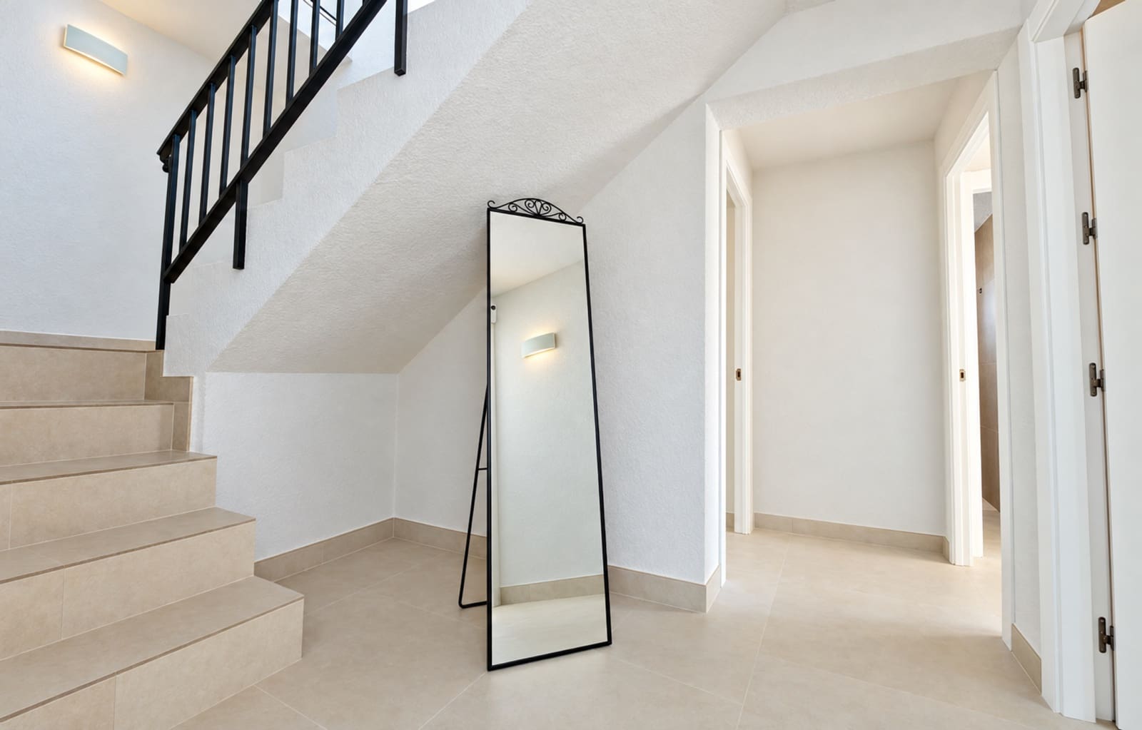 5 quarto Moradia para venda em Estepona com piscina garagem - 1 950 000 € (Ref: 10161210)