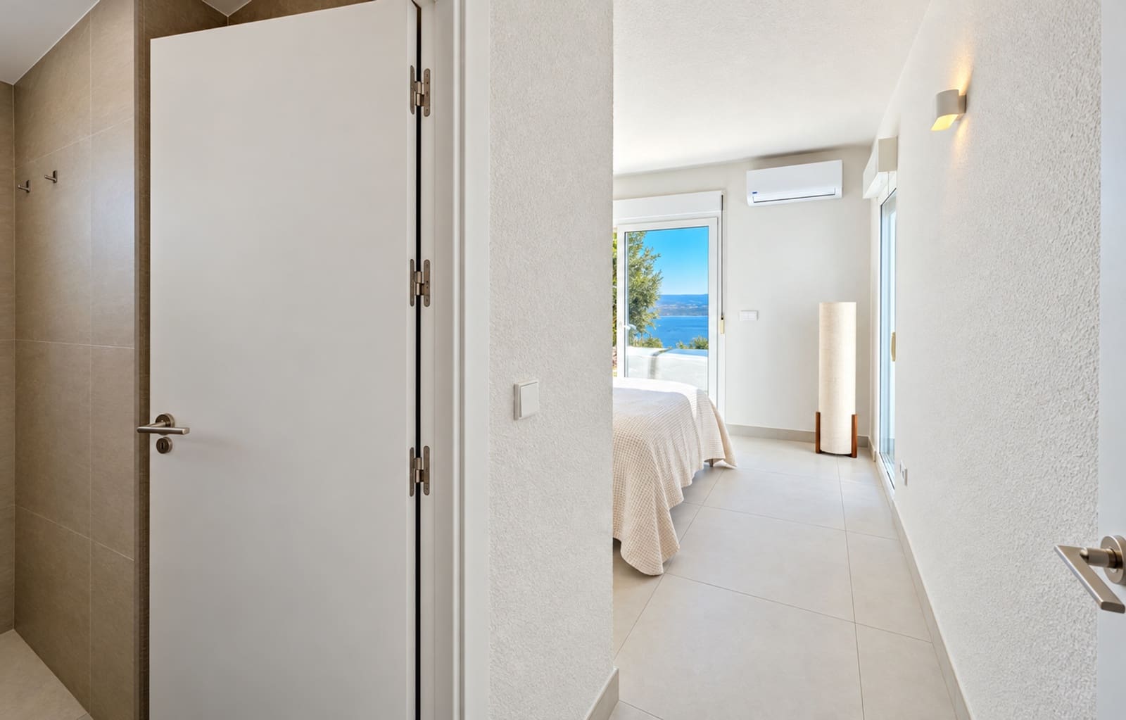 5 quarto Moradia para venda em Estepona com piscina garagem - 1 950 000 € (Ref: 10161210)