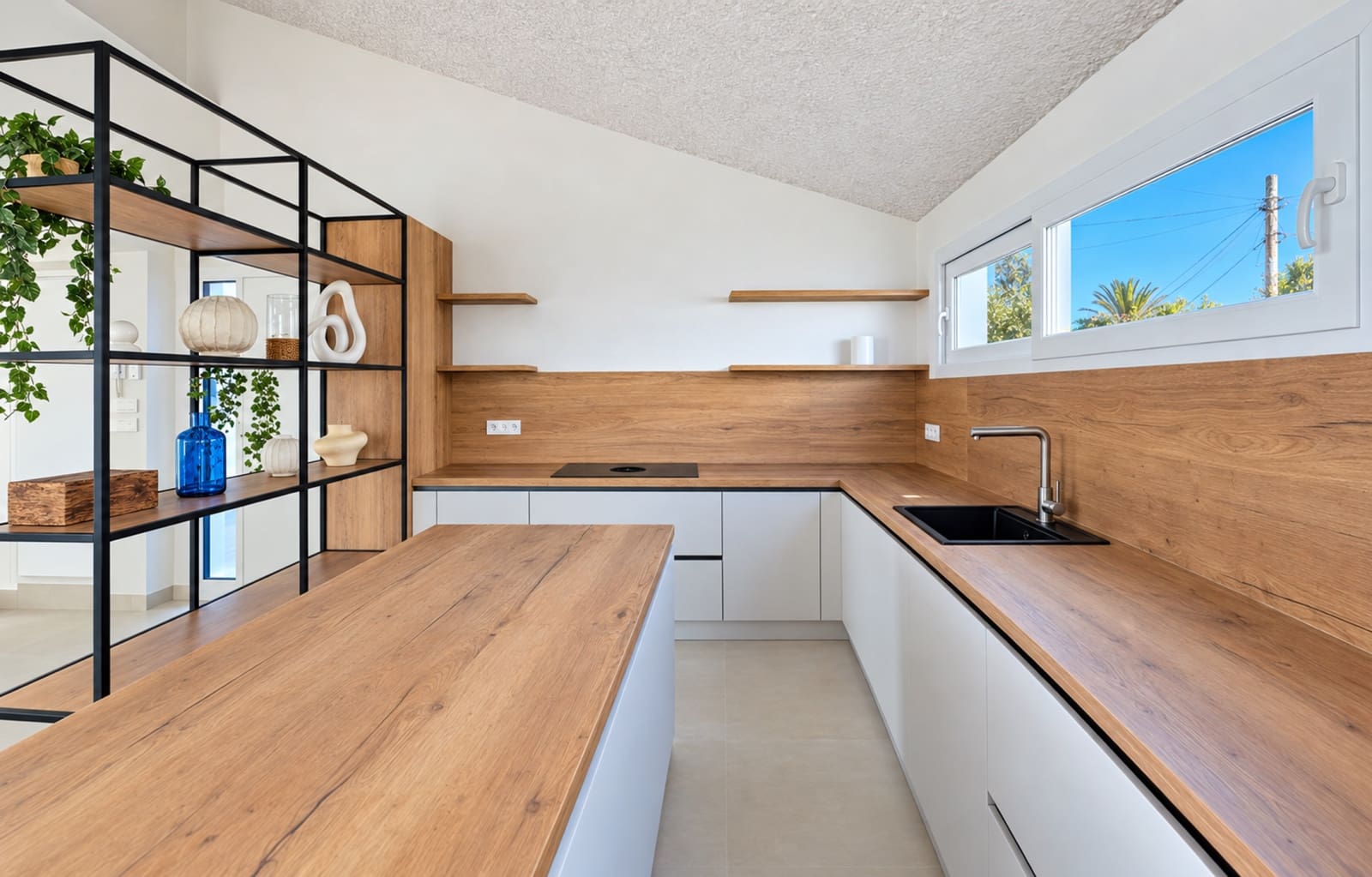 5 quarto Moradia para venda em Estepona com piscina garagem - 1 950 000 € (Ref: 10161210)