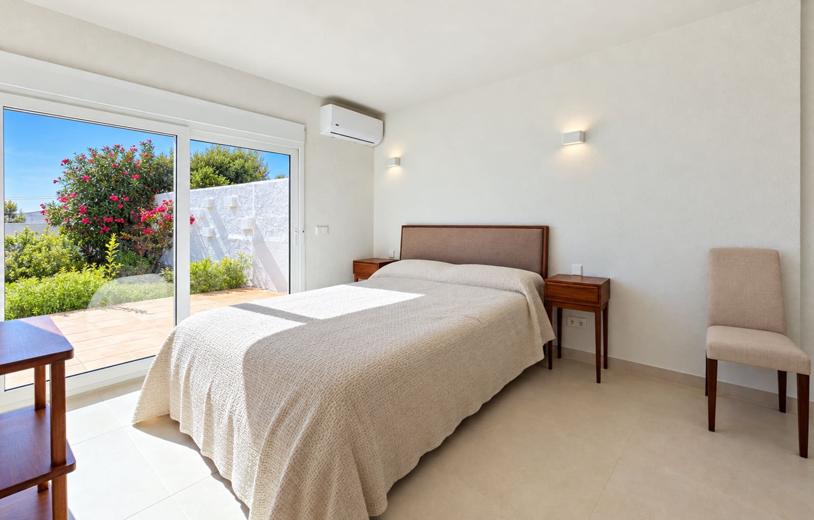 5 quarto Moradia para venda em Estepona com piscina garagem - 1 950 000 € (Ref: 10161210)
