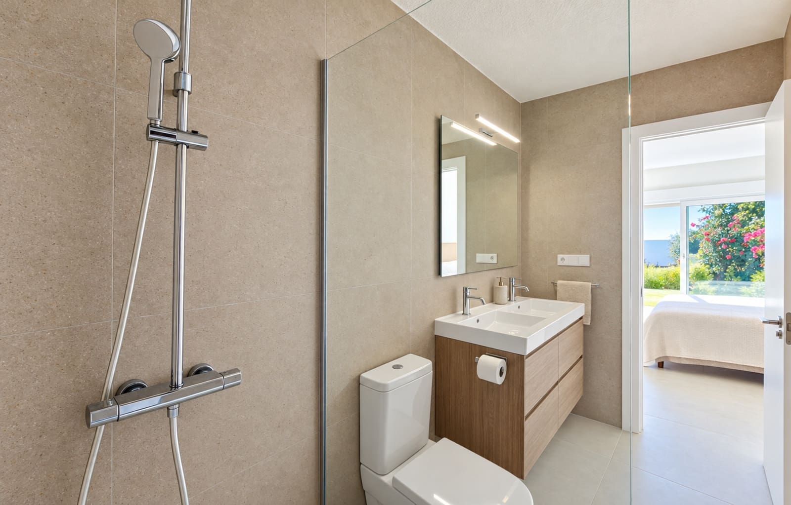 5 quarto Moradia para venda em Estepona com piscina garagem - 1 950 000 € (Ref: 10161210)