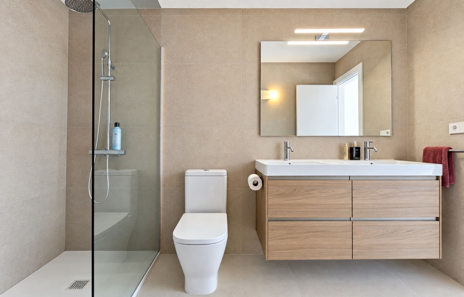 5 quarto Moradia para venda em Estepona com piscina garagem - 1 950 000 € (Ref: 10161210)
