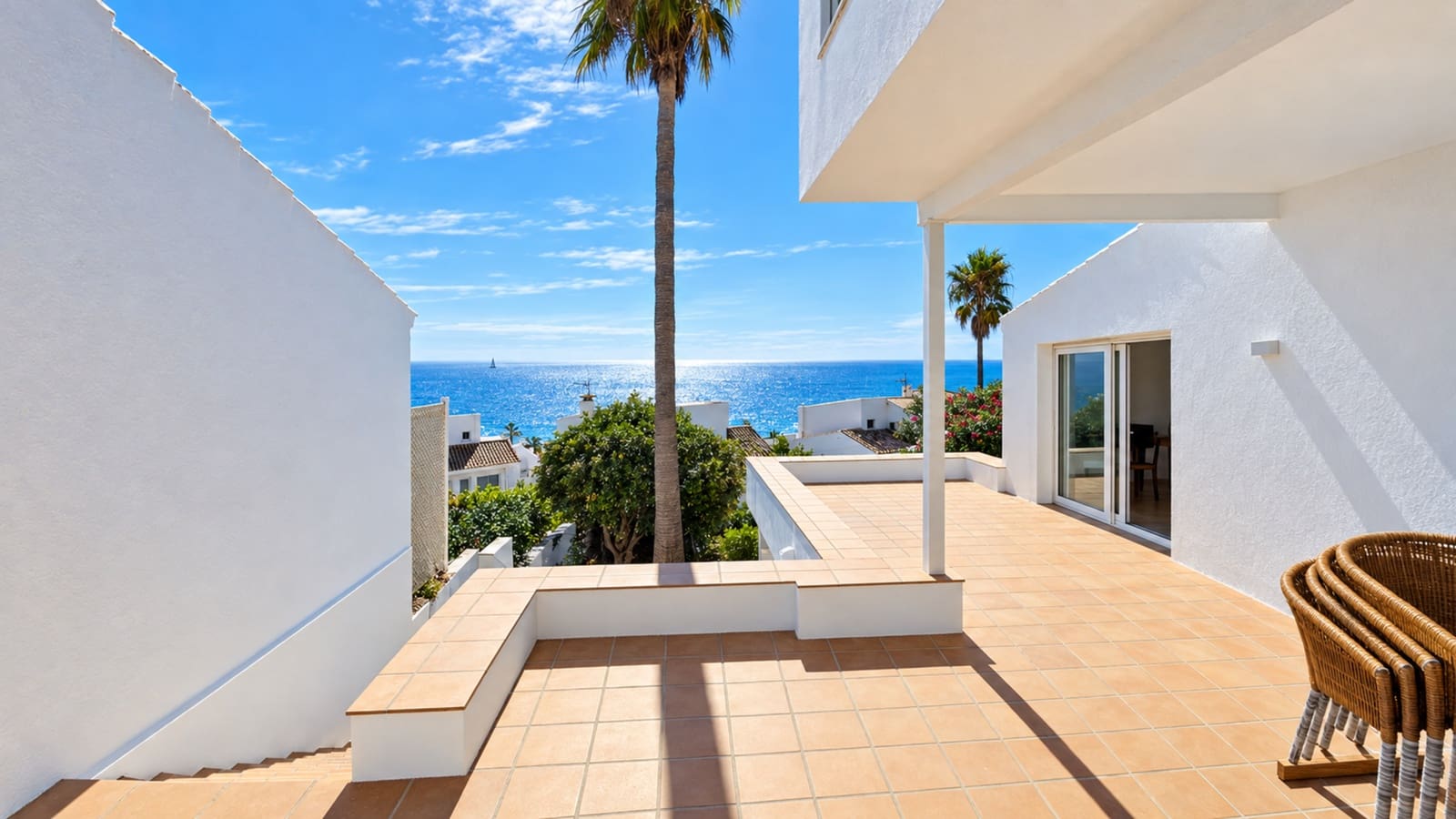 5 quarto Moradia para venda em Estepona com piscina garagem - 1 950 000 € (Ref: 10161210)