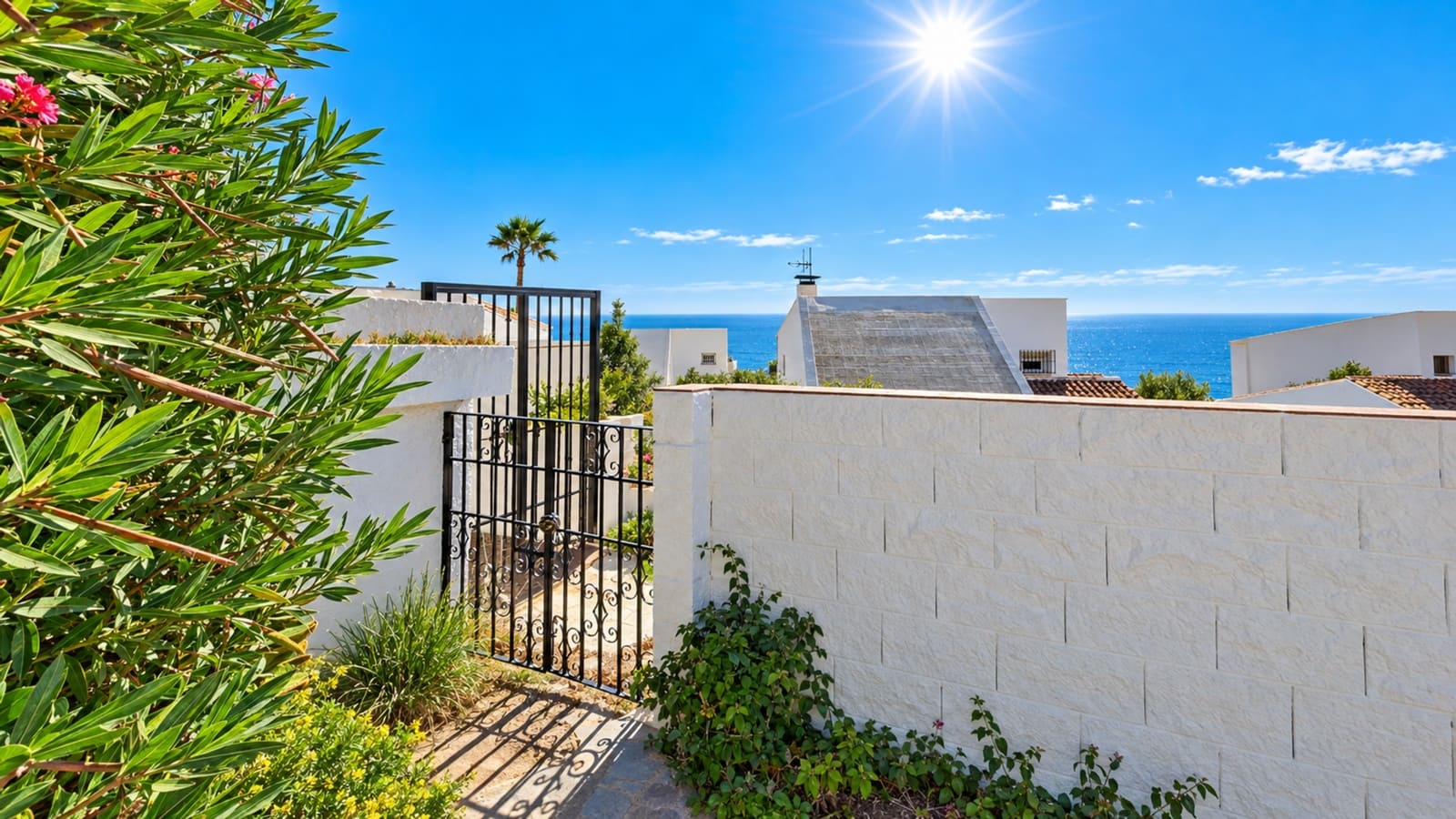 5 quarto Moradia para venda em Estepona com piscina garagem - 1 950 000 € (Ref: 10161210)