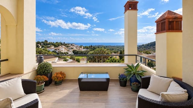 3 soveværelse Penthouse til salg i Sotogrande Alto, San Roque med swimmingpool garage - € 629.000 (Ref: 10164800)