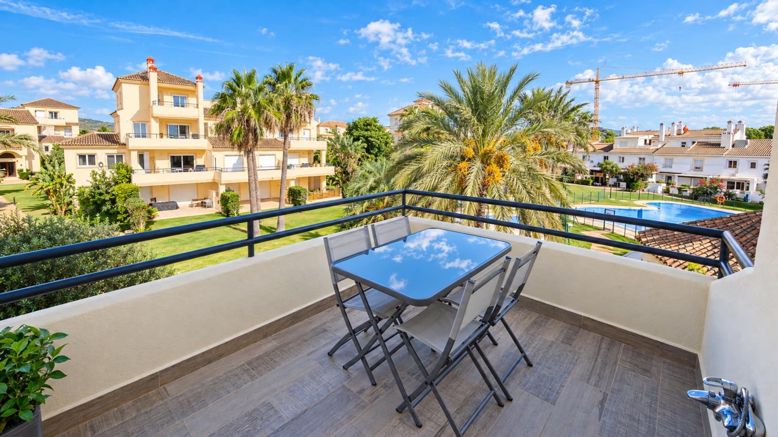 3 soveværelse Penthouse til salg i San Roque med swimmingpool garage - € 629.000 (Ref: 10164800)