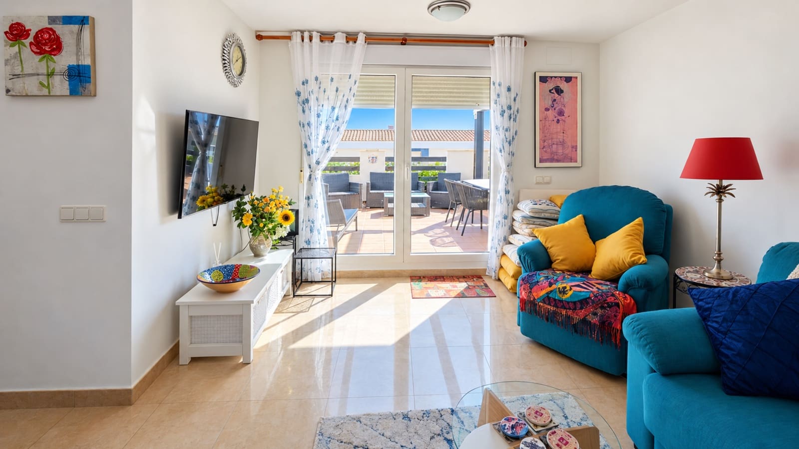 2 bedroom Apartment for sale in La Duquesa / Puerto de la Duquesa with pool garage - € 230,000 (Ref: 10164801)