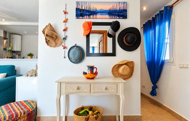 2 soveværelse Lejlighed til salg i La Duquesa / Puerto de la Duquesa, Manilva med swimmingpool garage - € 230.000 (Ref: 10164801)