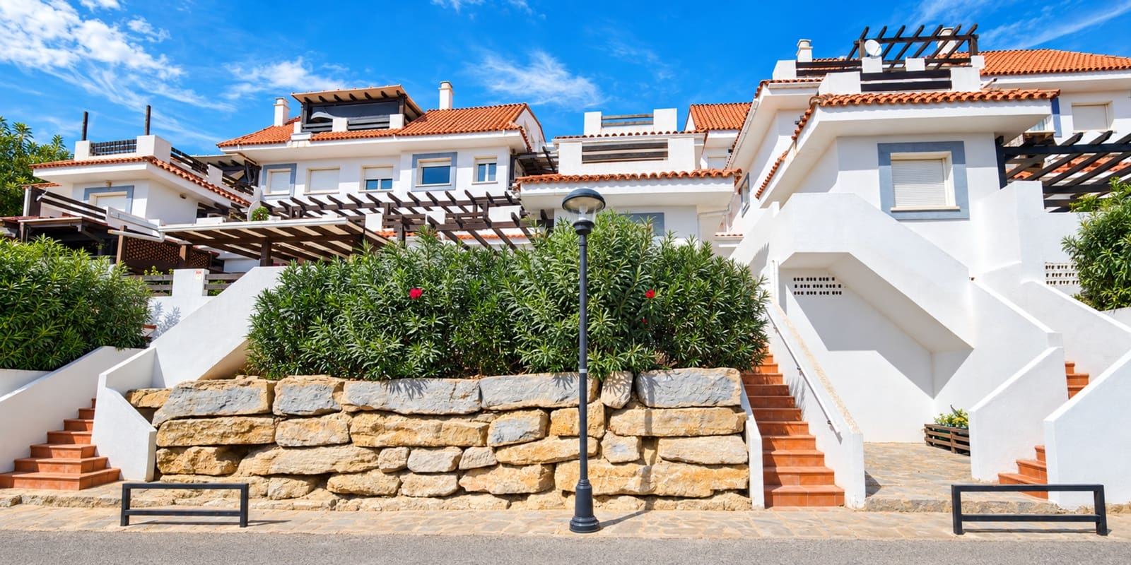 2 bedroom Apartment for sale in La Duquesa / Puerto de la Duquesa with pool garage - € 230,000 (Ref: 10164801)