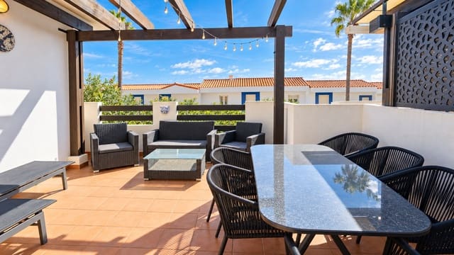 2 soveværelse Lejlighed til salg i La Duquesa / Puerto de la Duquesa, Manilva med swimmingpool garage - € 230.000 (Ref: 10164801)