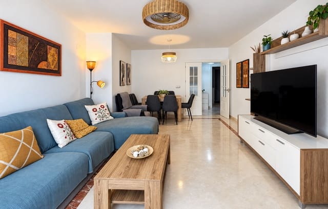 2 makuuhuone Huoneisto myytävänä paikassa San Luis de Sabinillas, Manilva mukana uima-altaan 
autotalli - 425 000 € (Ref: 10166313)