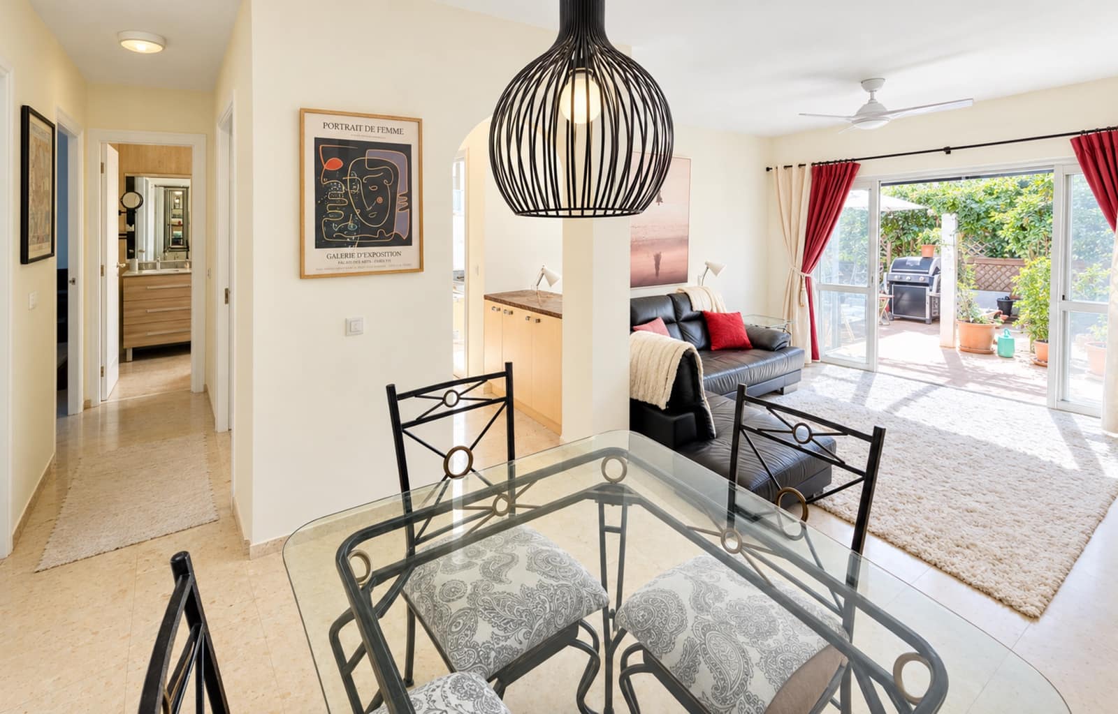Pareado de 3 habitaciones en La Duquesa / Puerto de la Duquesa en venta con piscina - 329.000 € (Ref: 10171207)