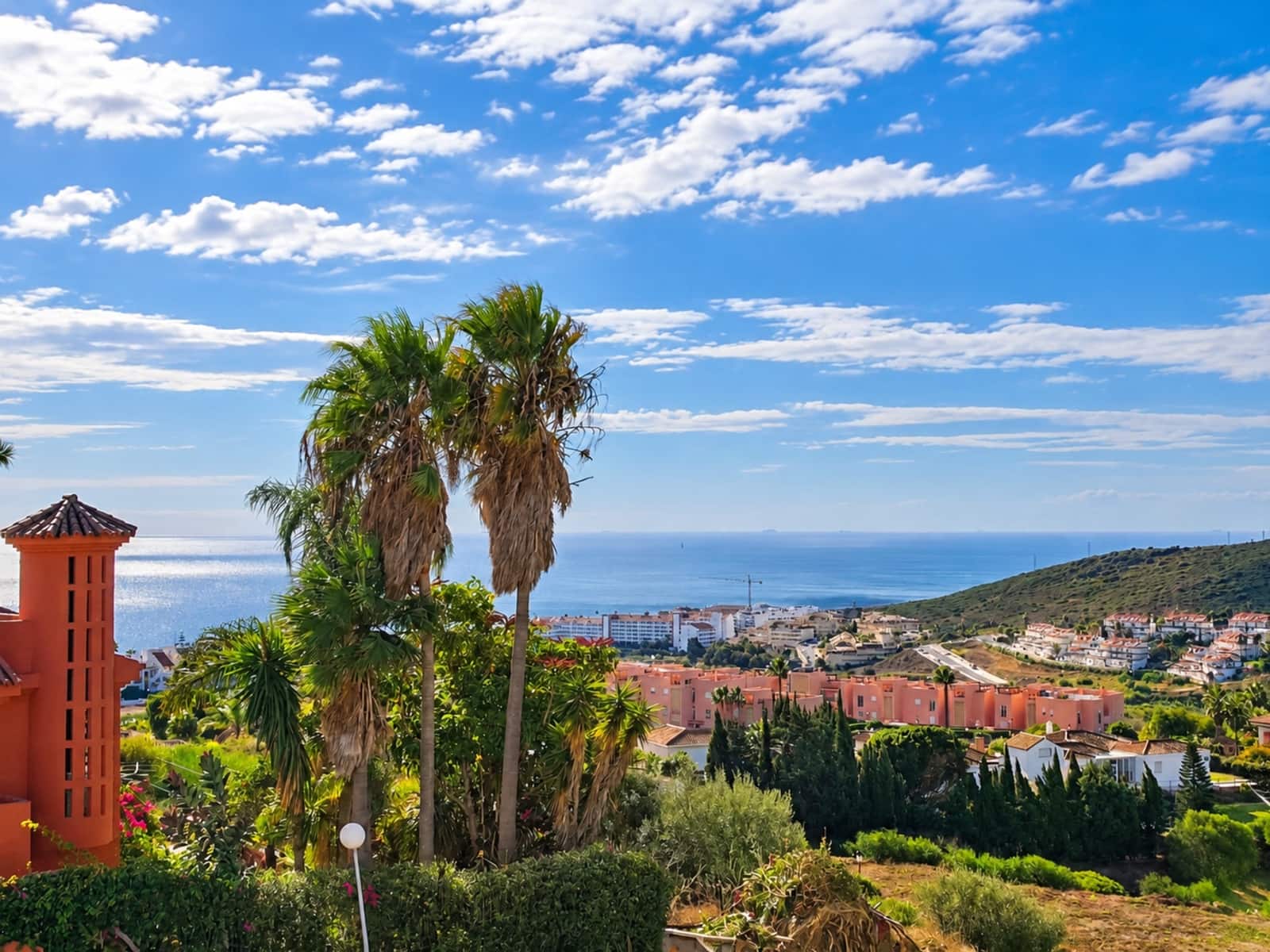 1 quarto Penthouse para venda em La Duquesa / Puerto de la Duquesa com piscina - 215 000 € (Ref: 10176877)