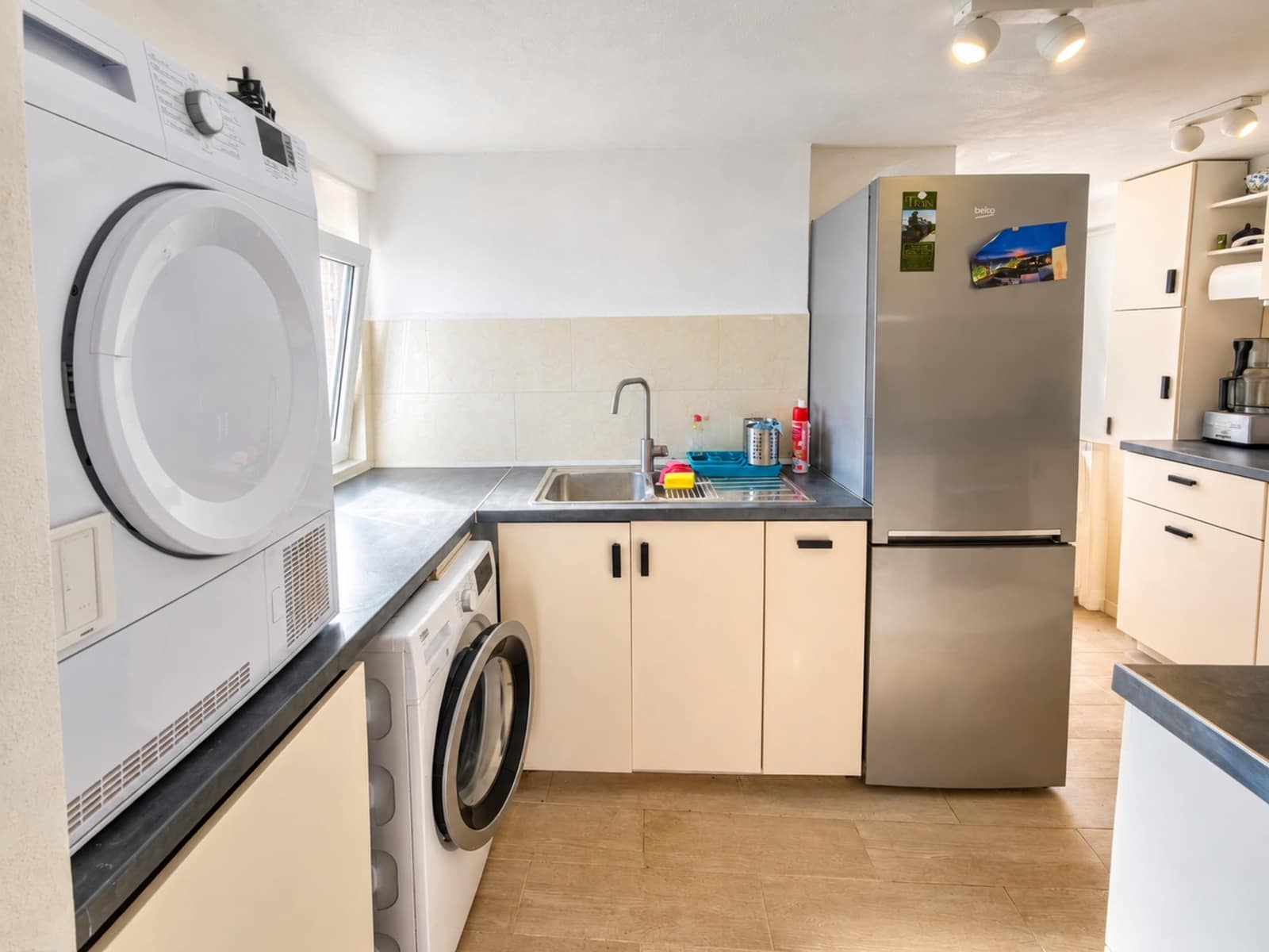 Apartamento de 3 habitaciones en Jimena de la Frontera en venta - 99.900 € (Ref: 10176878)