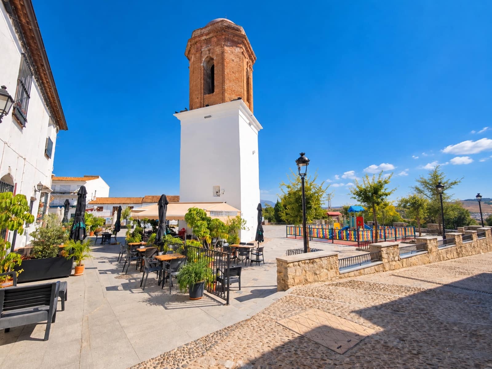 Apartamento de 3 habitaciones en Jimena de la Frontera en venta - 99.900 € (Ref: 10176878)